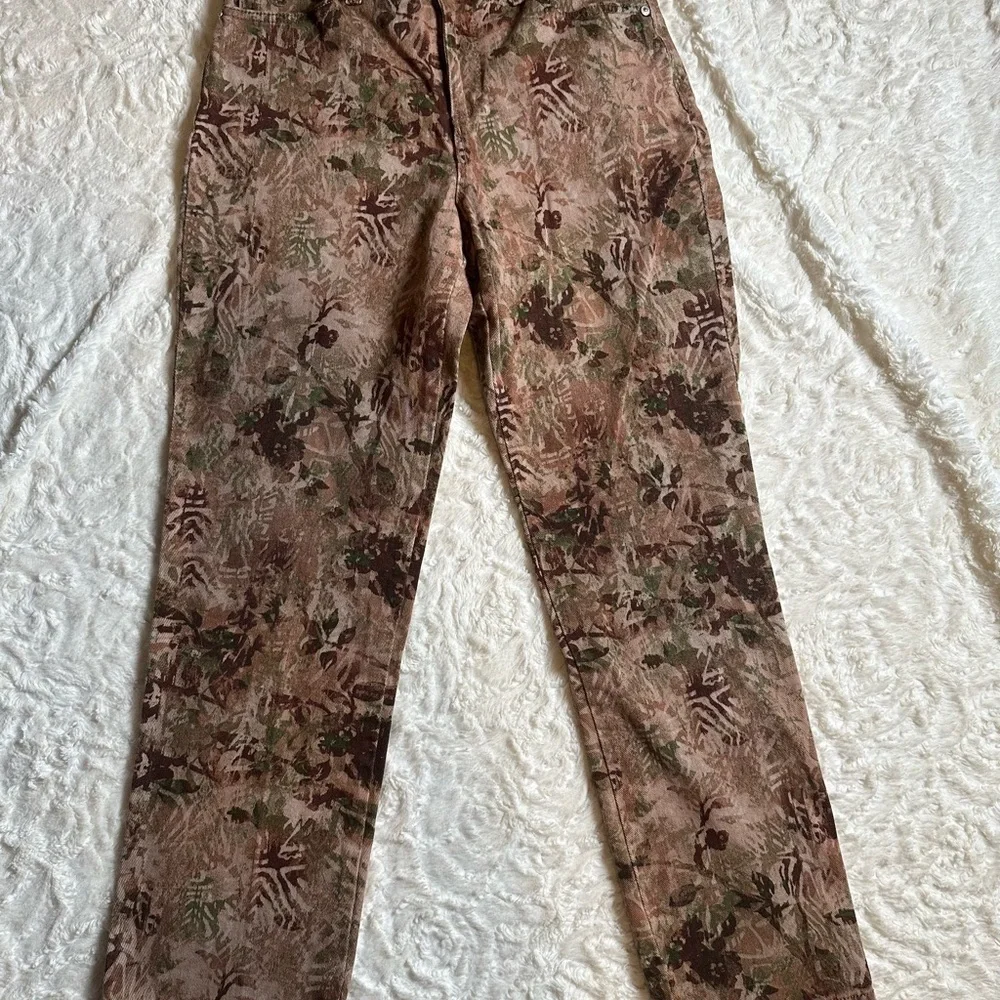 Gloria Vanderbilt Amanda Brown Floral Corduroy Pants Size 6S Straight Leg